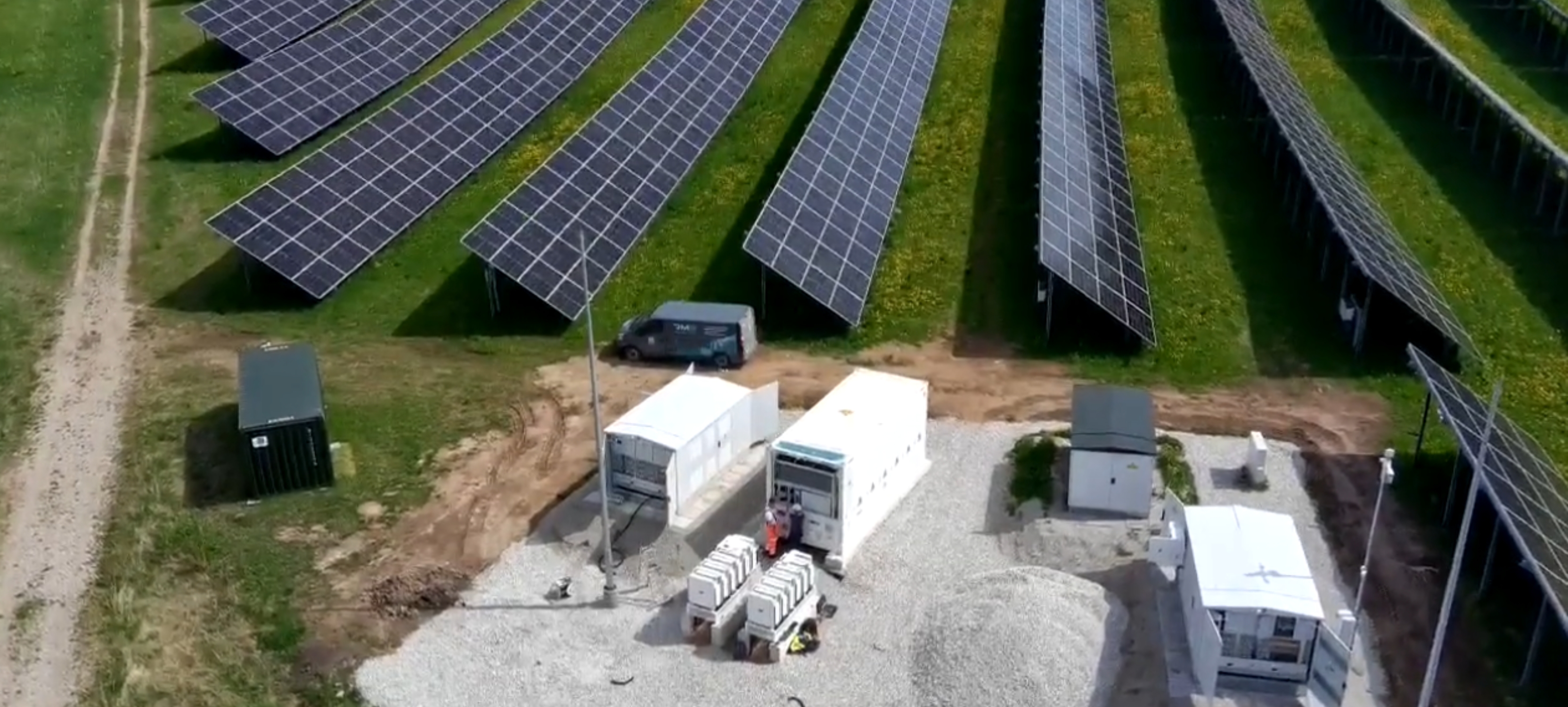 Hübriidlahendus – päikesepark energia salvestamisega