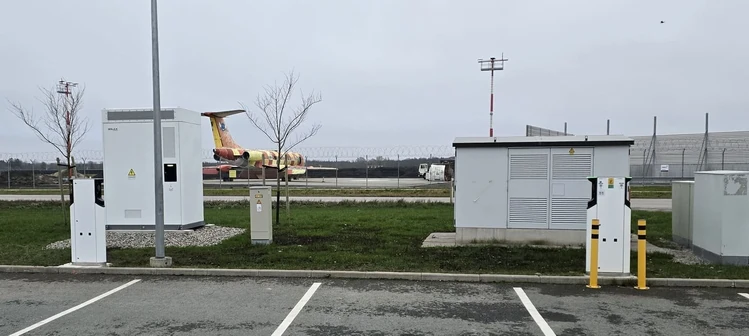 Aku ja autolaadija integreeritud lahendus Harjumaal